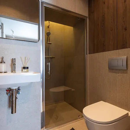 Monciak Elegance - Opera