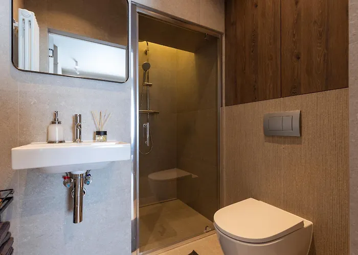 Monciak Elegance - Opera By Oneapartments